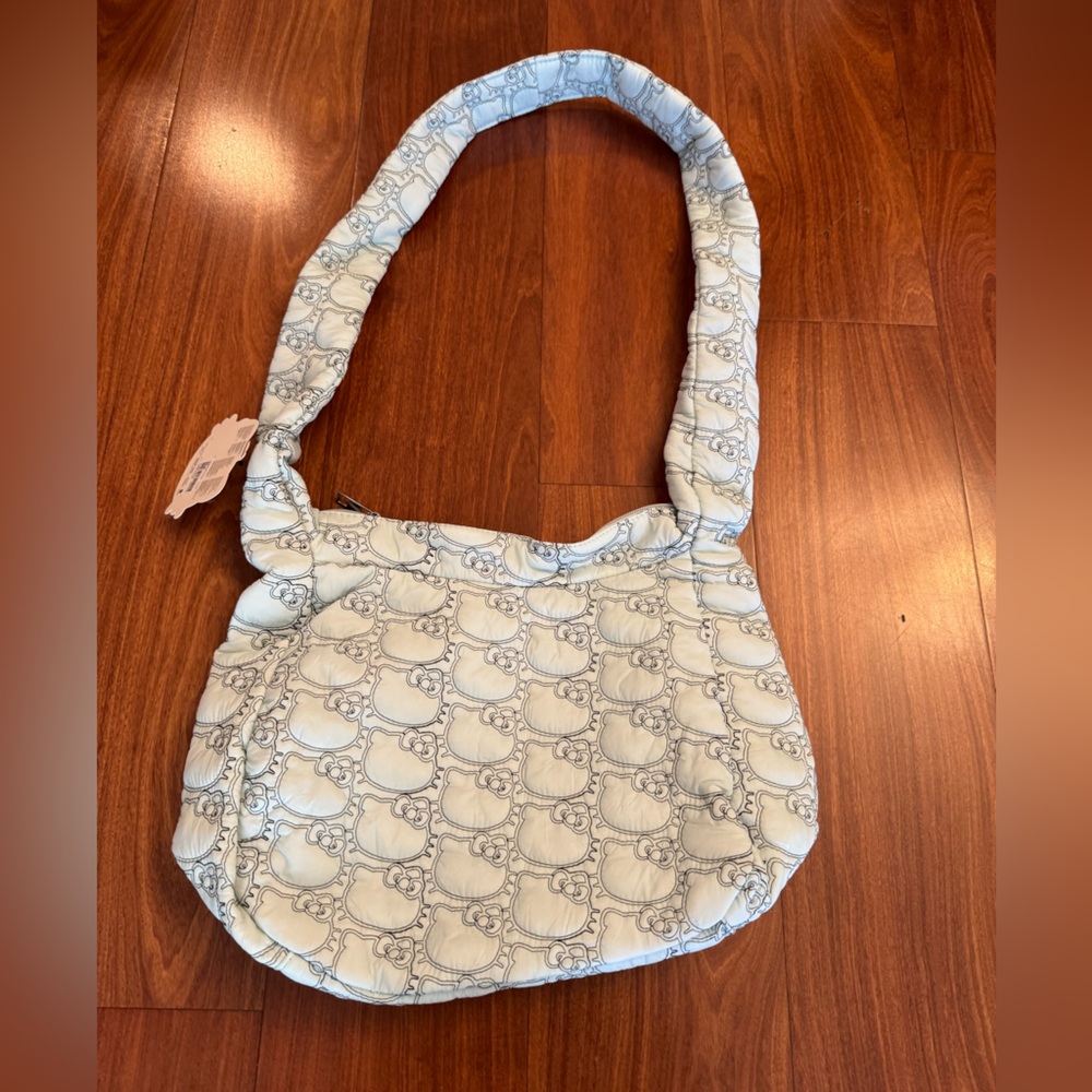 Hello Kitty Puffer Handbag